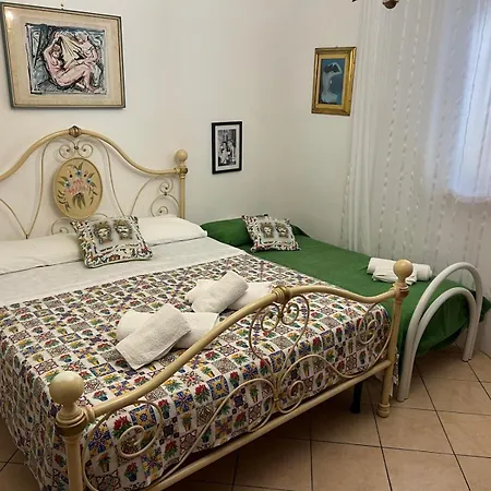 In Centro Favignana
